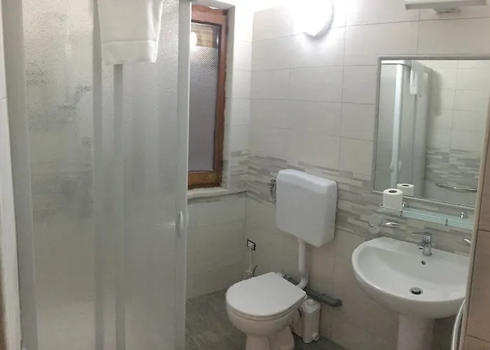 Alojamento de Acomodação e Pequeno-almoço Pontepiccolo 3*