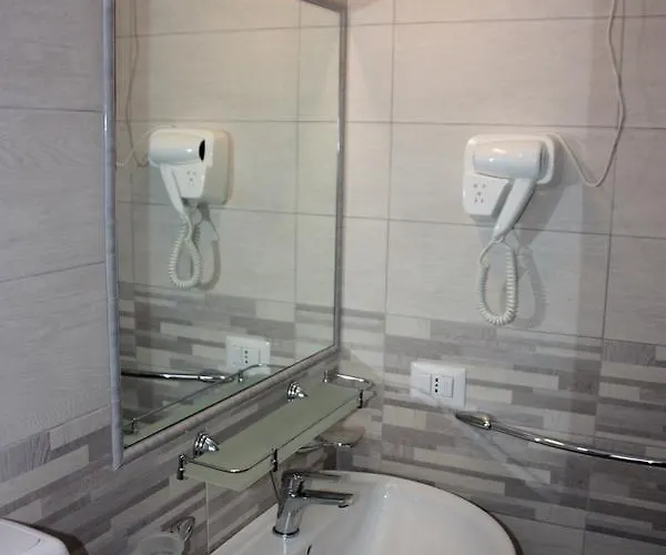 Alojamento de Acomodação e Pequeno-almoço Pontepiccolo 3*